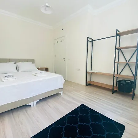 Aether Flats No3,old Town,beach,central,netflix