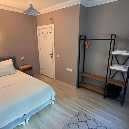 Aether Flats No3,old Town,beach,central,netflix