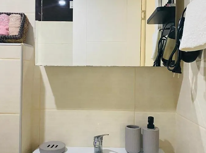 Aether Flats No3,old Town,beach,central,netflix דירה